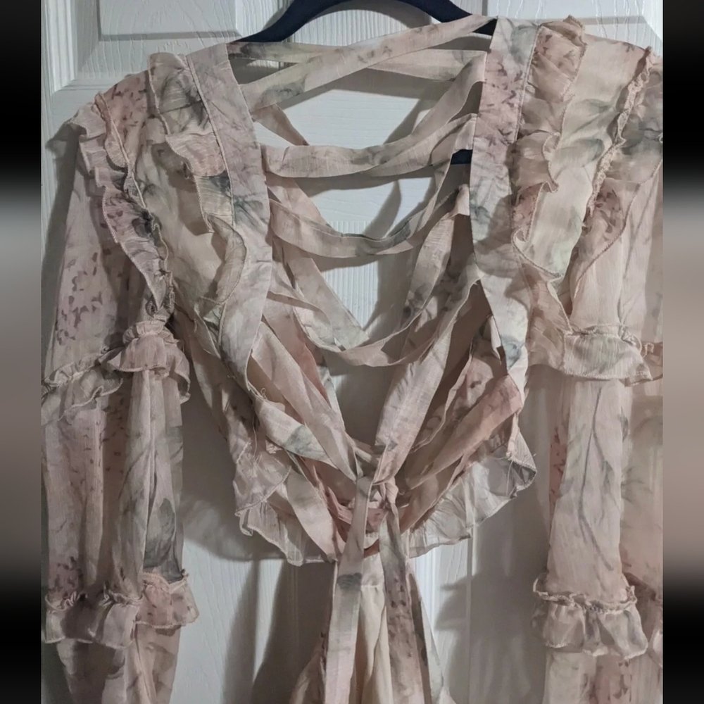 FINAL PRICE Peach Floral Print Dress XS V-Neck Long Slv Ruffly Cutout Lace Back - Picture 8 of 8